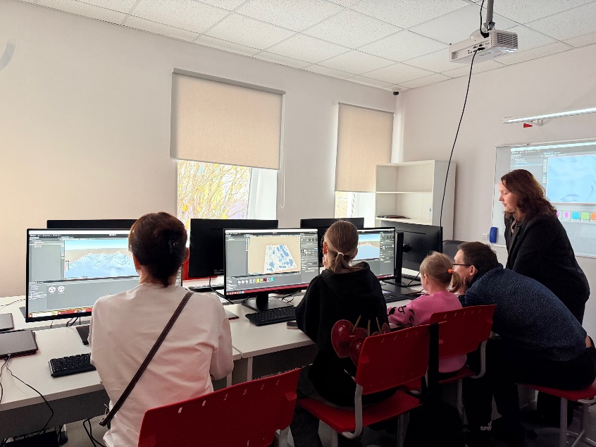 3 октября в нашем колледже прошел День открытых дверей: провели экскурсию, рассказали про колледж и организовали мастер-классы!
